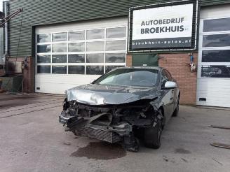 Vrakbiler auto Volvo V-40 V40 (MV), Hatchback 5-drs, 2012 / 2019 2.0 D4 16V 2014/10