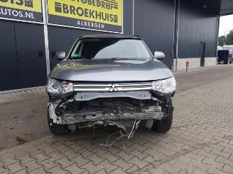Mitsubishi Outlander Outlander (GF/GG), SUV, 2012 / 2022 2.0 16V PHEV 4x4 picture 8