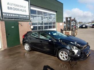 Auto da rottamare Volvo V-40 V40 (MV), Hatchback 5-drs, 2012 / 2019 1.6 T3 GTDi 16V 2012/10