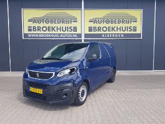 damaged commercial vehicles Peugeot Expert 226C 1.6 BlueHDI 95 Pro 2016/10
