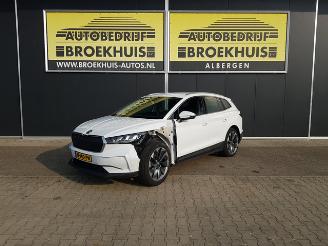 uszkodzony samochody osobowe Skoda Enyaq 60 2021/12