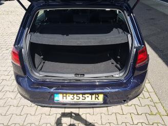 Volkswagen Golf 1.6 TDI Highline DSG picture 11