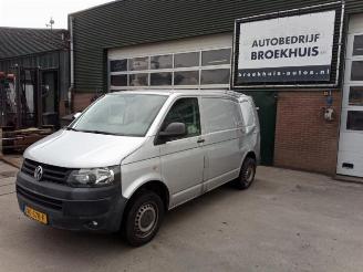 Vrakbiler auto Volkswagen Transporter Transporter T5, Van, 2003 / 2015 2.0 TDI BlueMotion 2014/9