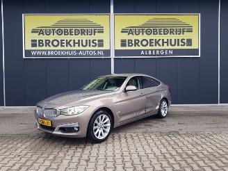 Vaurioauto  passenger cars BMW 3-serie 320i xDrive High Executive 2013/9