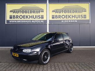 Schadeauto Volkswagen Golf 1.6 Ocean 2003