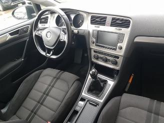 Volkswagen Golf 1.0 TSI Connected Series picture 14