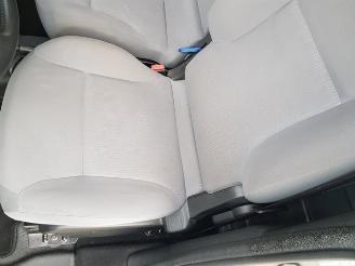 Peugeot Partner 120 1.6 e-HDI L1 Navteq 2Tronic AUTOMATIC picture 16