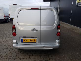 Peugeot Partner 120 1.6 e-HDI L1 Navteq 2Tronic AUTOMATIC picture 5