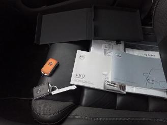 Volvo V-60 V60 II (ZW), Combi, 2018 2.0 T8 16V Plug-in Hybrid AWD picture 17