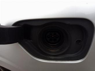 Volvo V-60 V60 II (ZW), Combi, 2018 2.0 T8 16V Plug-in Hybrid AWD picture 24