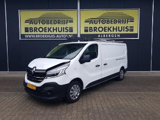 uszkodzony samochody ciężarowe Renault Trafic 2.0 dCi 120 T29 L2H1 Work Edition 2020/3