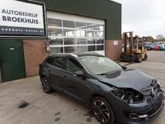 Salvage car Renault Mégane Megane III Grandtour (KZ), Combi 5-drs, 2008 / 2016 1.5 dCi 110 2015/10