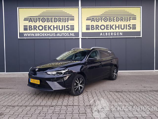 MG MG5 Standard Range Luxury 50 kWh