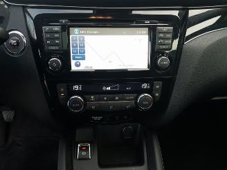 Nissan Qashqai 1.2 Premier Edition picture 18