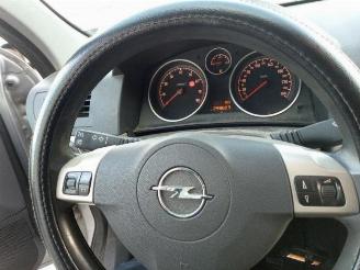 Opel Astra Astra H SW (L35), Combi, 2004 / 2014 1.8 16V picture 17