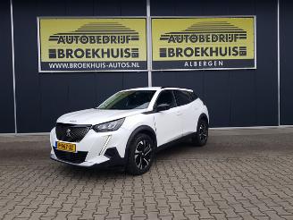 Unfallwagen Peugeot 2008 1.2 PureTech Allure Pack 2022/3