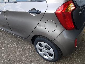 Kia Picanto 1.2 CVVT Comfort Pack picture 11