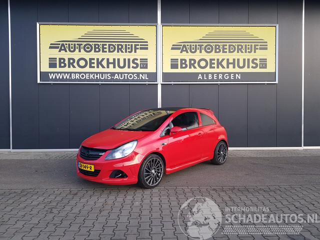 Opel Corsa 1.6-16V T Color Edition GSI