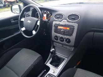 Ford Focus 1.6 Comfort picture 16