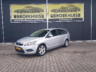 Vaurioauto  passenger cars Ford Focus 1.6 Comfort 2010/7