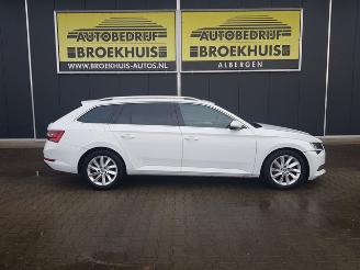Skoda Superb Combi 1.4 TSI ACT Ambition Business picture 4