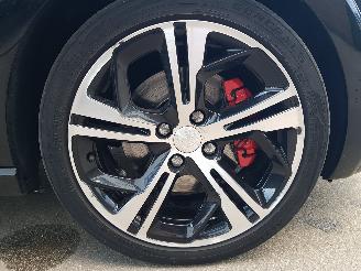 Peugeot 208 1.6 THP GTi picture 29