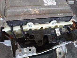 Toyota Yaris Yaris III (P13), Hatchback, 2010 / 2020 1.5 16V Hybrid picture 33