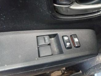 Toyota Yaris Yaris III (P13), Hatchback, 2010 / 2020 1.5 16V Hybrid picture 25