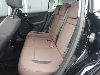 Peugeot 2008 1.2 VTi Active Pack Premium Automatic picture 14