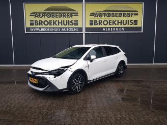 Schadeauto Toyota Corolla Touring Sports 1.8 Hybrid Trek 2020/2
