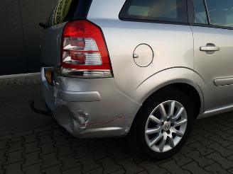 Opel Zafira 1.8 Temptation picture 10