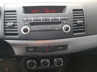 Mitsubishi Lancer Sportback 1.6 Edition Two picture 17