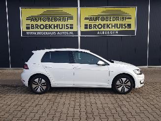 Volkswagen e-Golf e-Golf picture 4