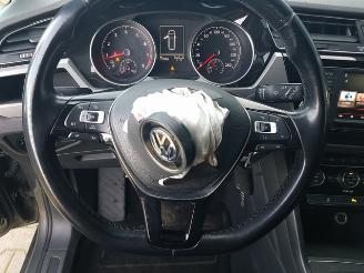Volkswagen Touran 1.2 TSI Comfortline 7p picture 18
