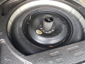 Ford Focus 1.6-16V Ghia picture 19