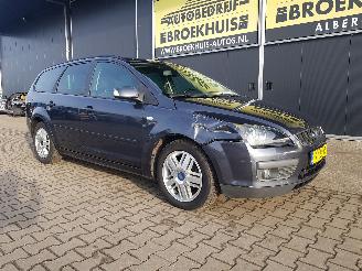 Ford Focus 1.6-16V Ghia picture 6