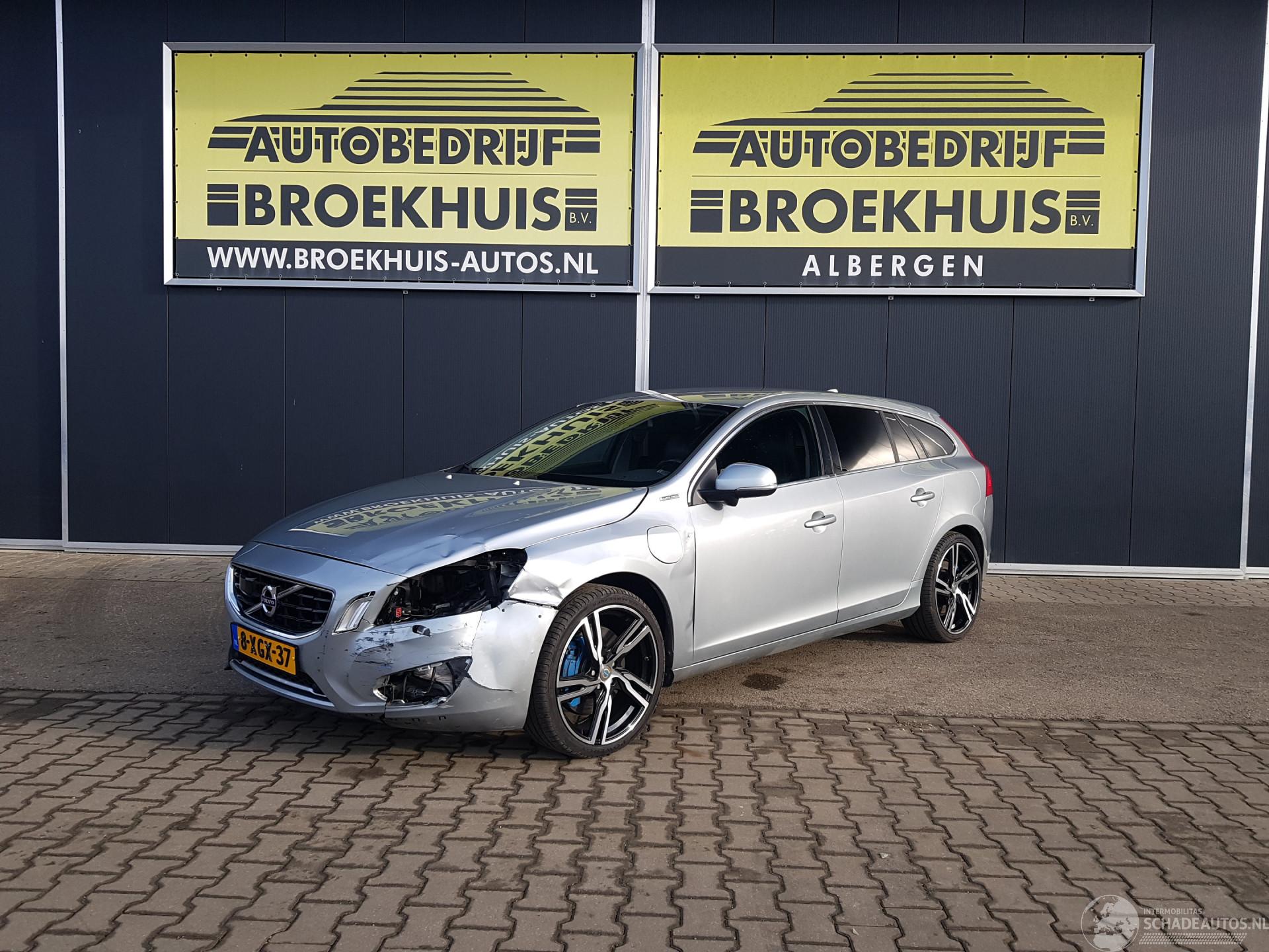 Volvo V-60 2.4 D6 AWD Plug-In Hybrid Pure Limited