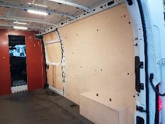 Renault Master T35 2.3 dCi 150 L3H3 Energy Comfort picture 17