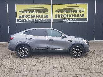 Renault Arkana 1.6 E-Tech Hybrid 145 R.S. Line picture 4