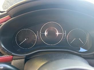 Mazda 3 2.0 e-SkyActiv-X M Hybrid 180 Luxury picture 20