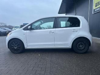 Volkswagen Up! Up! (121), Hatchback, 2011 1.0 12V 60 picture 2
