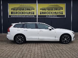 Volvo V-60 2.0 B3 Momentum Advantage picture 4