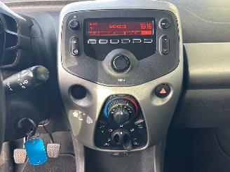 Peugeot 108 1.0 e-VTi Active picture 15
