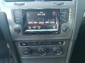 Volkswagen Golf 1.6 TDI Comfortline BlueMotion picture 19