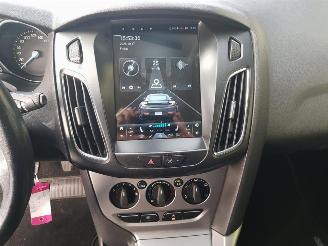 Ford Focus Wagon 1.0 EcoBoost Trend picture 14