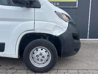 Peugeot Boxer 330 2.0 BlueHDI L1H1 Premium picture 11