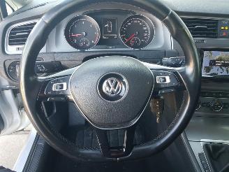 Volkswagen Golf 1.6 TDI Comfortline BlueMotion picture 18