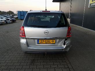 Opel Zafira 1.8 Temptation picture 5