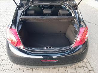 Peugeot 208 1.0 PureTech Access picture 20