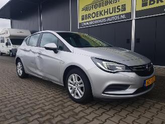 Opel Astra 1.0 Edition picture 6